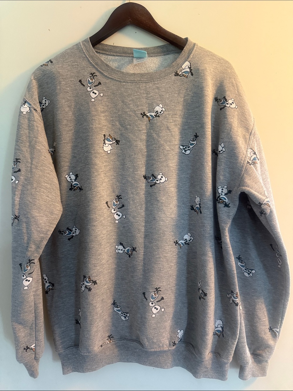Unisex Disney Frozen Gray White Olaf Printed Sweatshirt Sz L